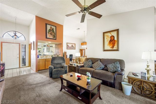 5621 Lost Tree Circle, Las Vegas, NV 89130