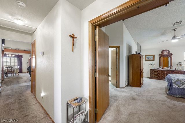 5621 Lost Tree Circle, Las Vegas, NV 89130
