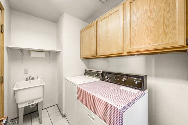 5621 Lost Tree Circle, Las Vegas, NV 89130