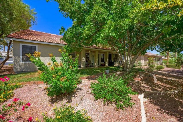 5621 Lost Tree Circle, Las Vegas, NV 89130