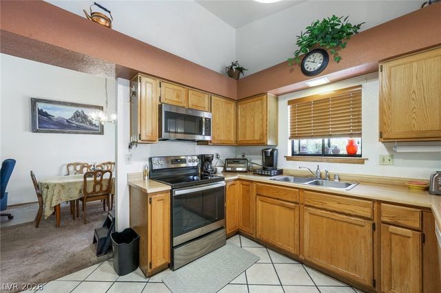 5621 Lost Tree Circle, Las Vegas, NV 89130