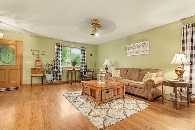 309 Thistle Drive, Bolingbrook, IL 60490