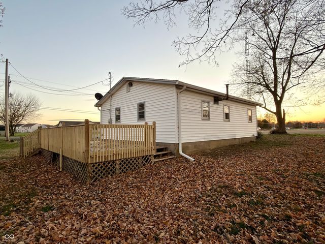 1870 W 200 S, Columbus, IN 47201