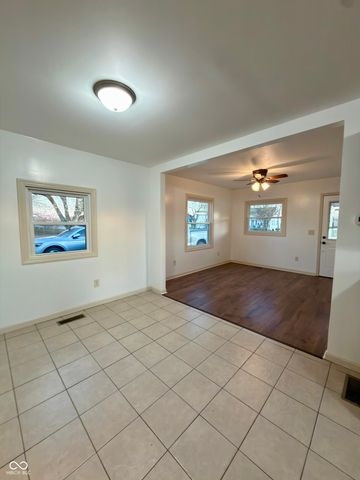 1870 W 200 S, Columbus, IN 47201