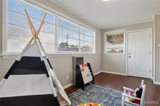 5034 Milentz Avenue, St Louis, MO 63109