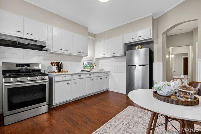5034 Milentz Avenue, St Louis, MO 63109