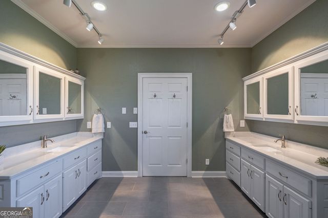 1703 Bullards Ferry Road, Elberton, GA 30635