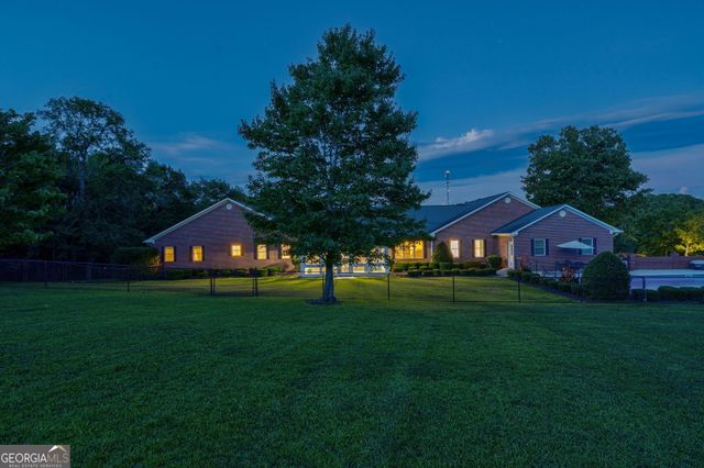 1703 Bullards Ferry Road, Elberton, GA 30635
