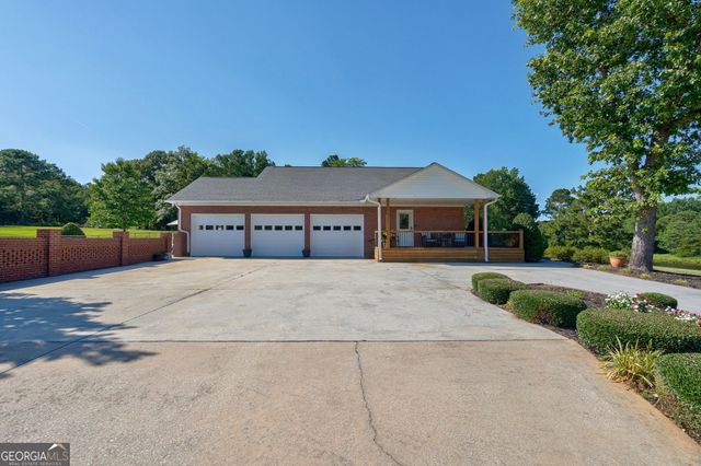 1703 Bullards Ferry Road, Elberton, GA 30635