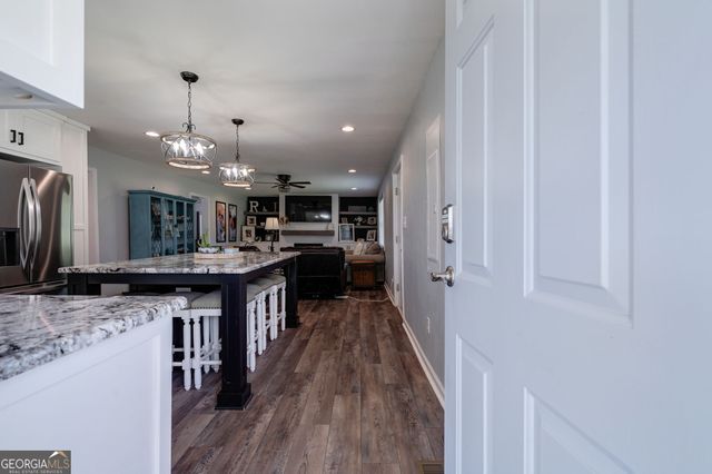 1703 Bullards Ferry Road, Elberton, GA 30635