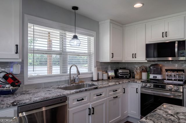 1703 Bullards Ferry Road, Elberton, GA 30635