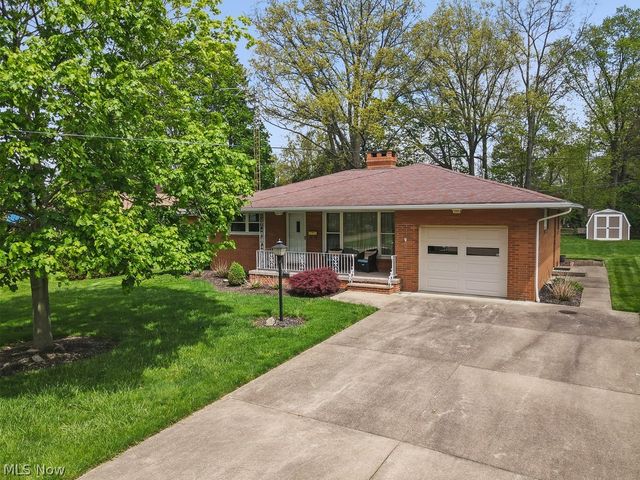 728 Fairview Place, Alliance, OH 44601