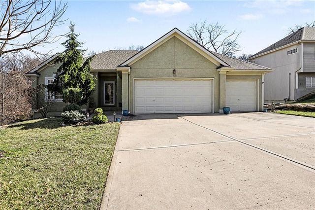 1903 NW 75th Street, Kansas City, MO 64151