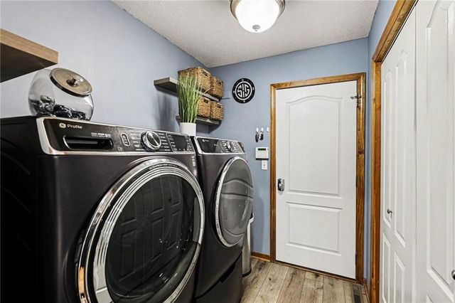 1903 NW 75th Street, Kansas City, MO 64151