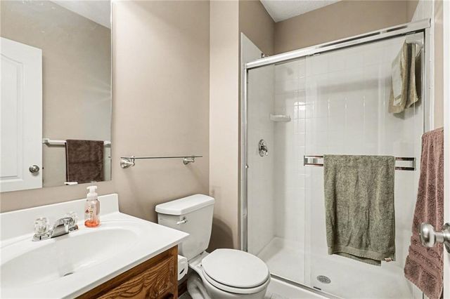 1903 NW 75th Street, Kansas City, MO 64151