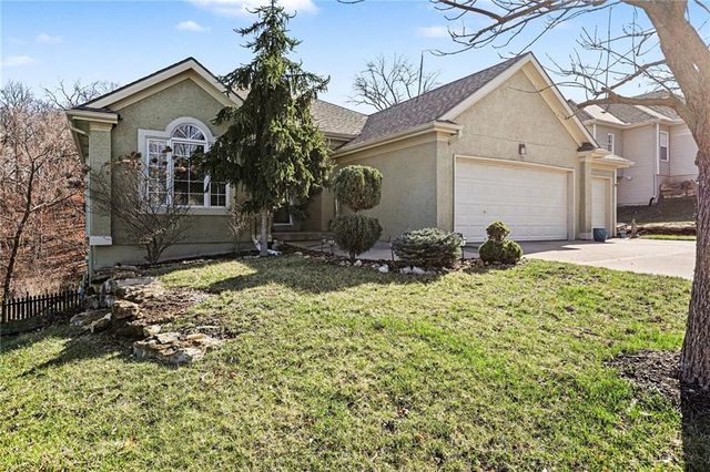 1903 NW 75th Street, Kansas City, MO 64151