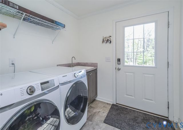 3767 Broad Street Rd, Gum Spring, VA 23065