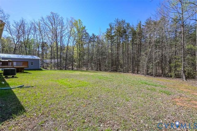 3767 Broad Street Rd, Gum Spring, VA 23065