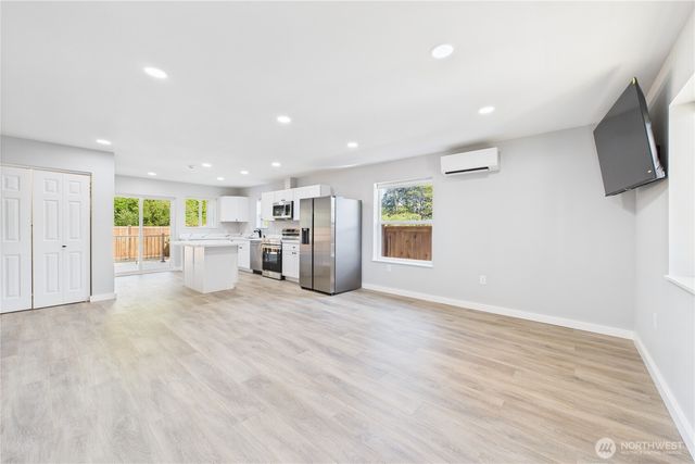 1002 E Delilah Rose Lane, Westport, WA 98595