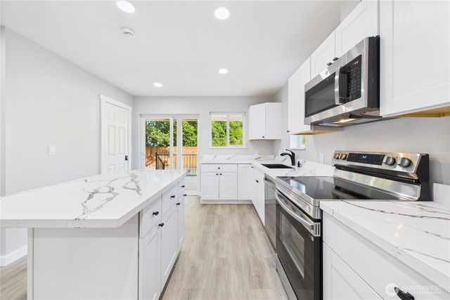 1002 E Delilah Rose Lane, Westport, WA 98595