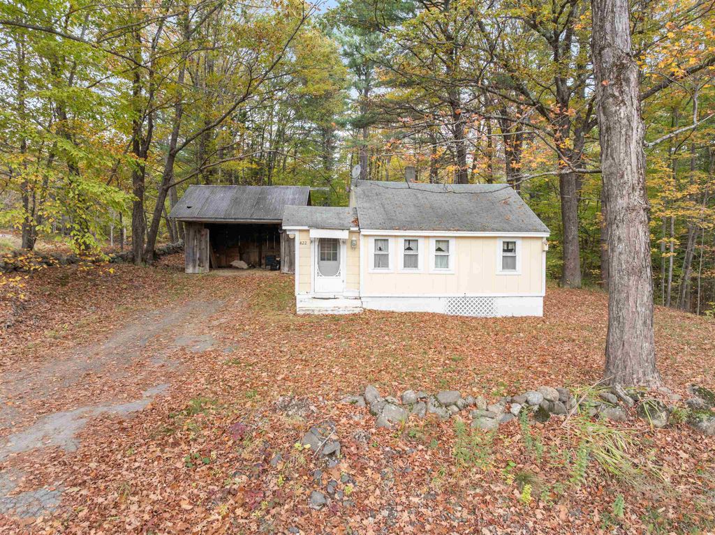 422 Currier Road, Hill, NH 03243