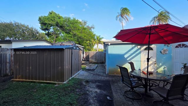 2933 NE 12th Ter, Pompano Beach, FL 33064
