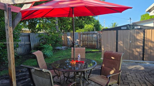 2933 NE 12th Ter, Pompano Beach, FL 33064