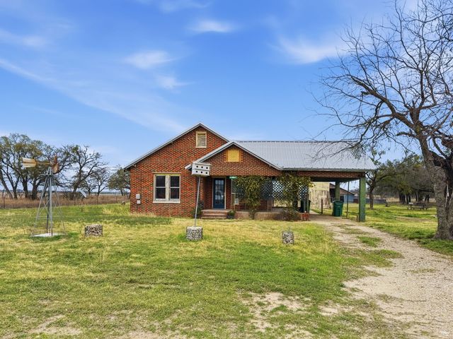 910 County Road 421, Evant, TX 76525