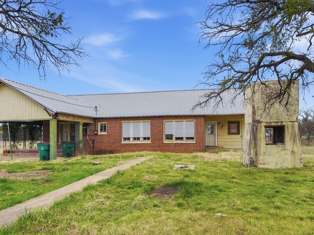 910 County Road 421, Evant, TX 76525