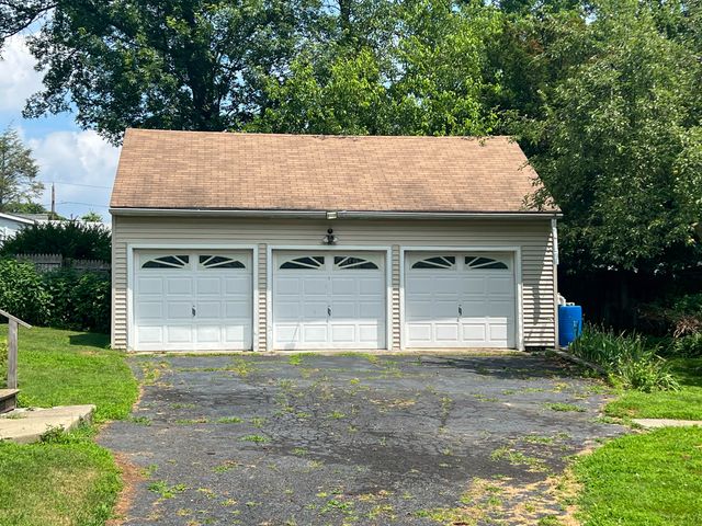 130 Wilkins Avenue, Bridgeport, CT 06606