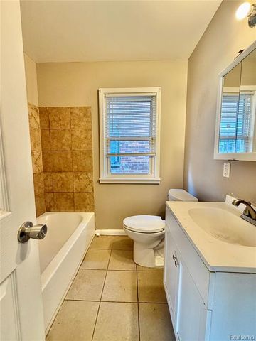 5114 Wayburn Street, Detroit, MI 48224