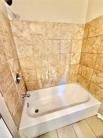 5114 Wayburn Street, Detroit, MI 48224