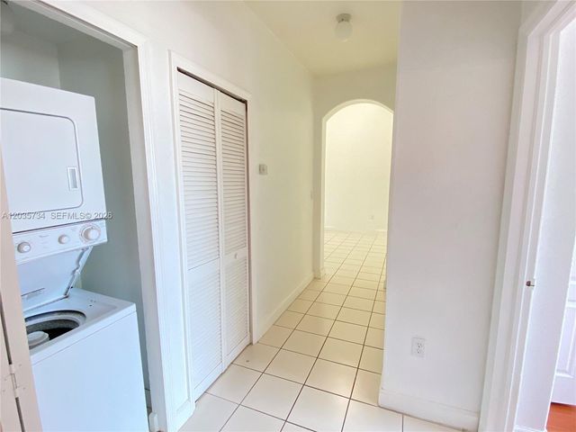 1658 SE 28th Court 201, Homestead, FL 33035