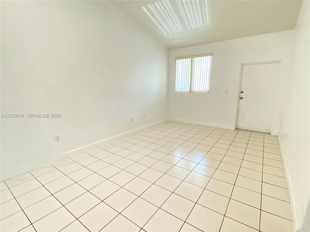 1658 SE 28th Court 201, Homestead, FL 33035