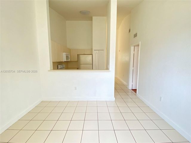 1658 SE 28th Court 201, Homestead, FL 33035