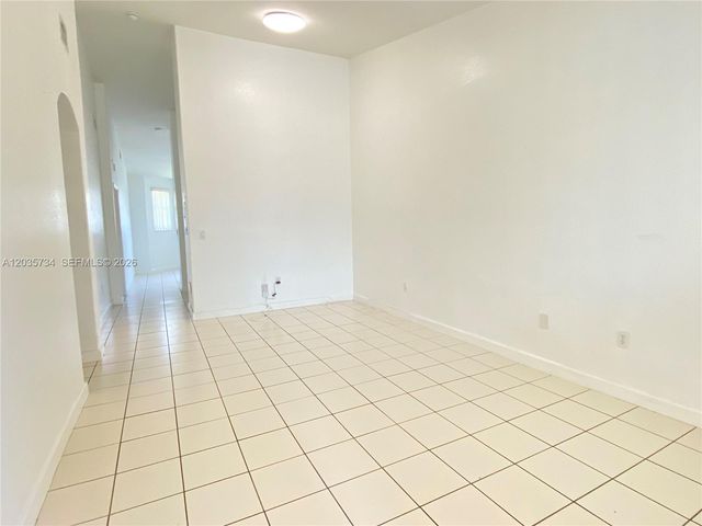 1658 SE 28th Court 201, Homestead, FL 33035