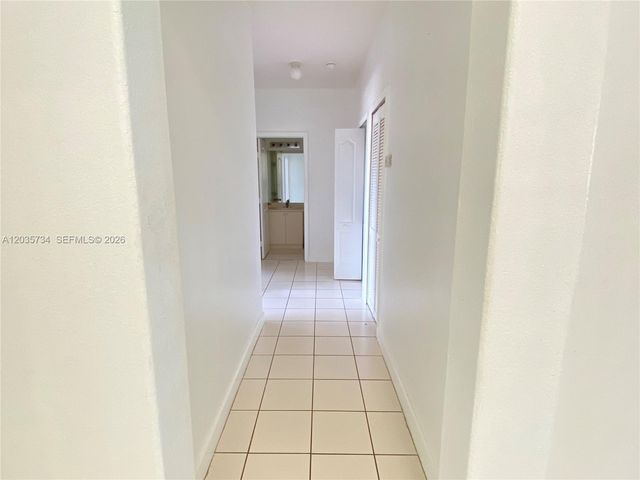 1658 SE 28th Court 201, Homestead, FL 33035