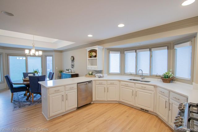54436 Jack Drive, Macomb Township, MI 48042