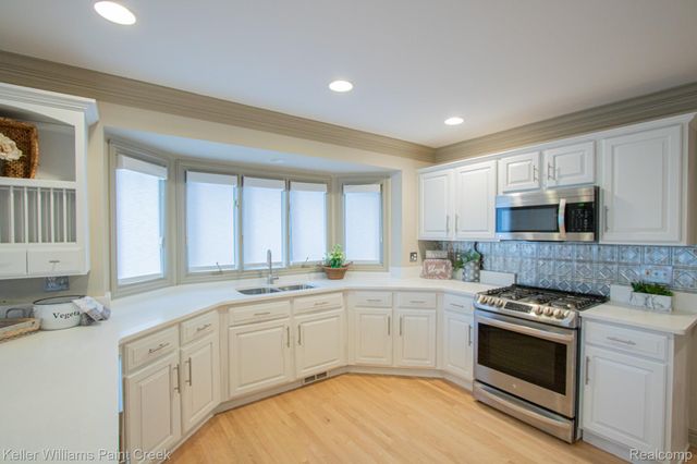 54436 Jack Drive, Macomb Township, MI 48042