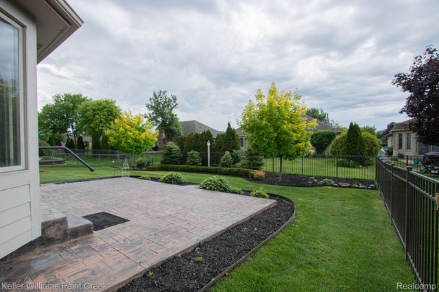 54436 Jack Drive, Macomb Township, MI 48042