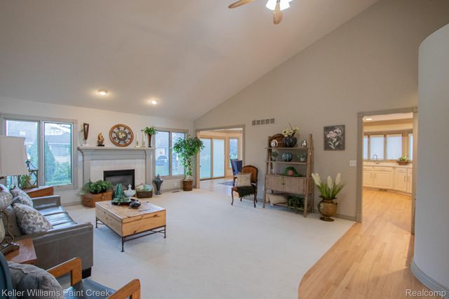 54436 Jack Drive, Macomb Township, MI 48042