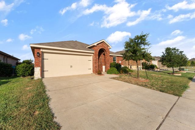 2427 Karnack Drive, Forney, TX 75126