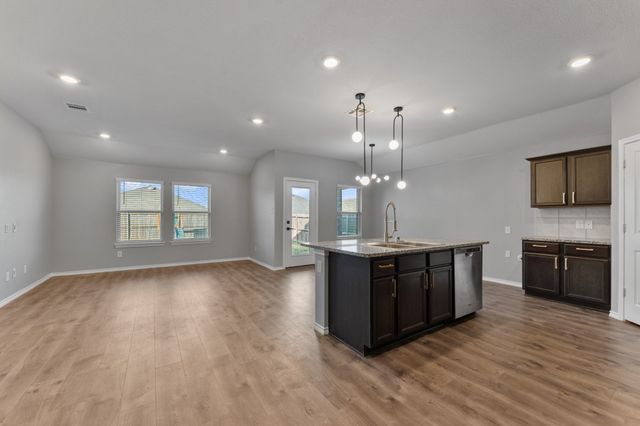 2427 Karnack Drive, Forney, TX 75126