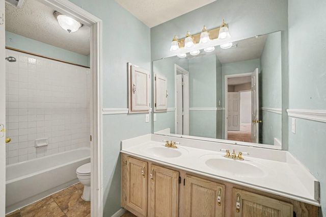 10623 Misty Shadow Court, Houston, TX 77041