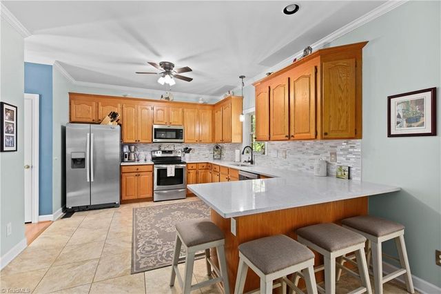 4480 Lochurst Drive, Pfafftown, NC 27040