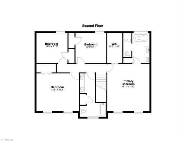4480 Lochurst Drive, Pfafftown, NC 27040