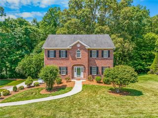 4480 Lochurst Drive, Pfafftown, NC 27040