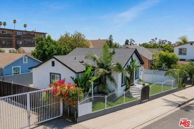 2016 10th Avenue, Los Angeles, CA 90018