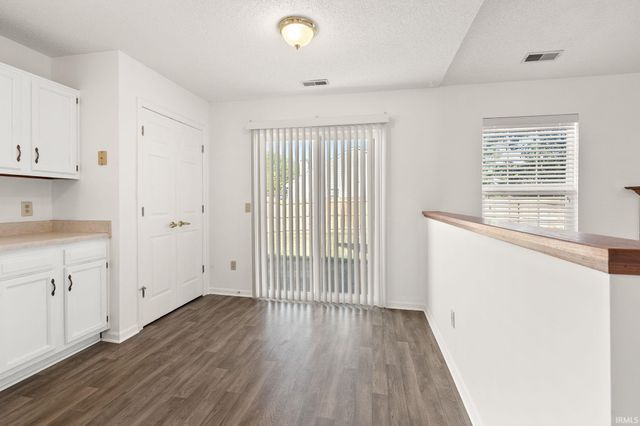 1410 Billy Drive, Fort Wayne, IN 46825