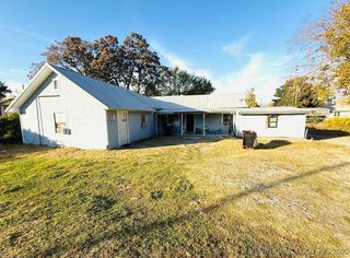 312 W Grand Avenue, Eufaula, OK 74432